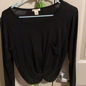 Black long sleeve crop top